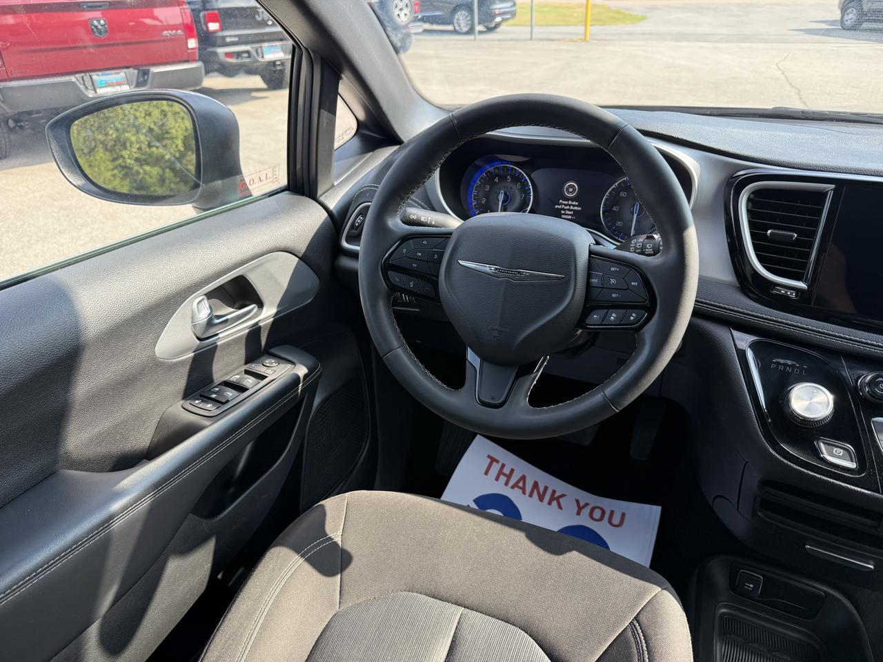 Chrysler Pacifica  2023