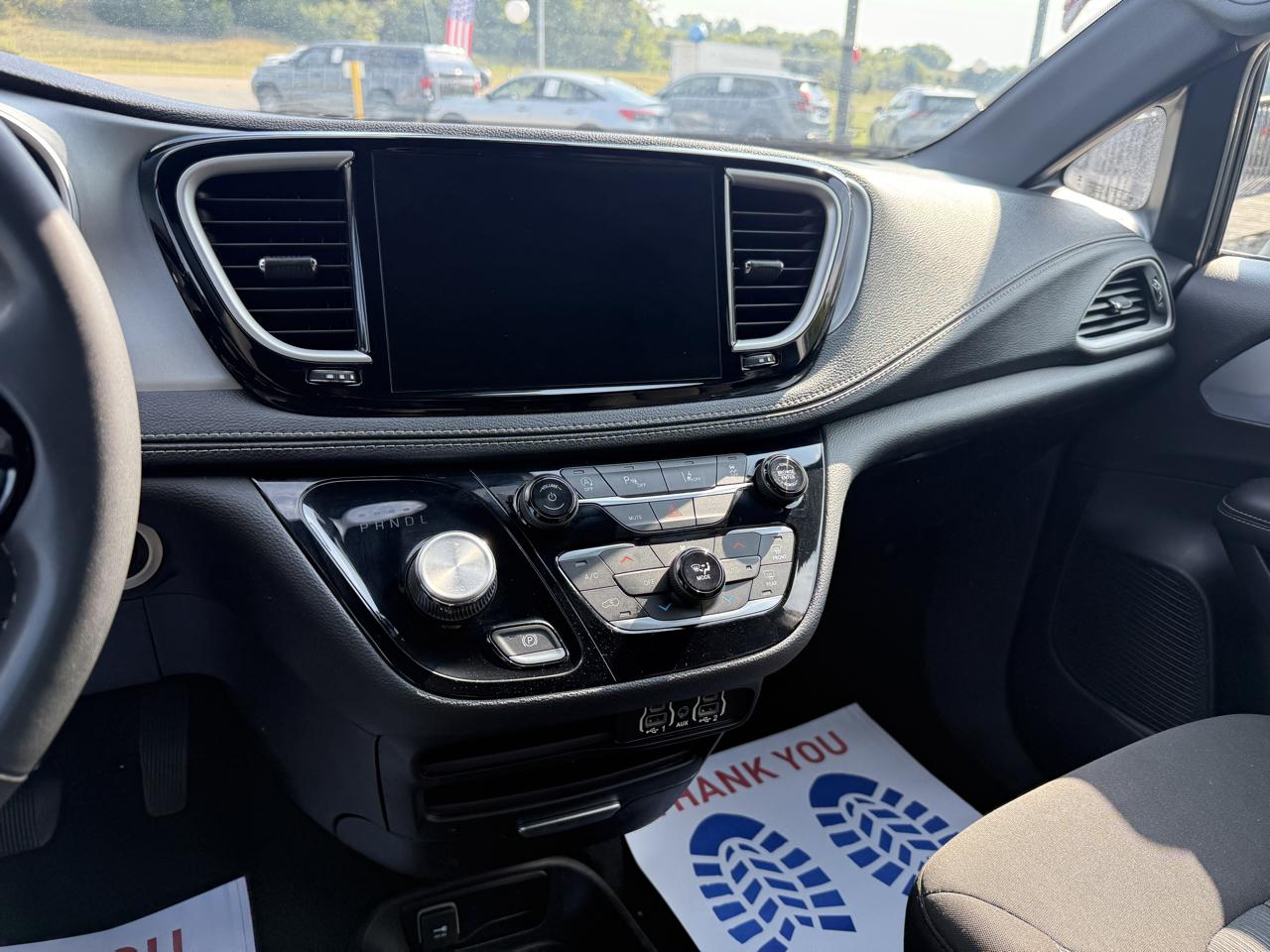 Chrysler Pacifica  2023