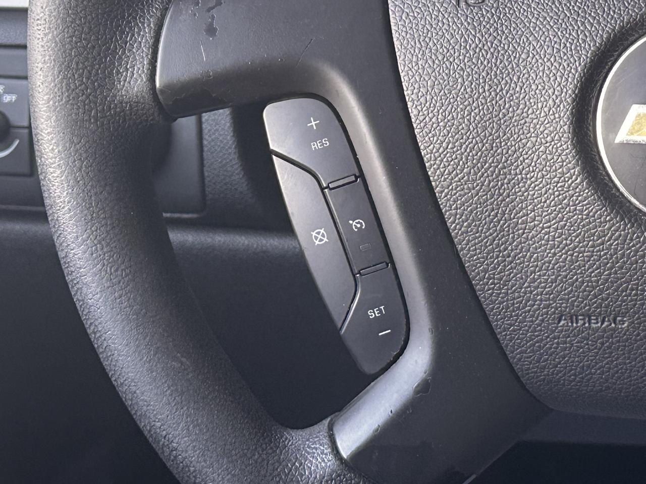 Chevrolet Tahoe  2012