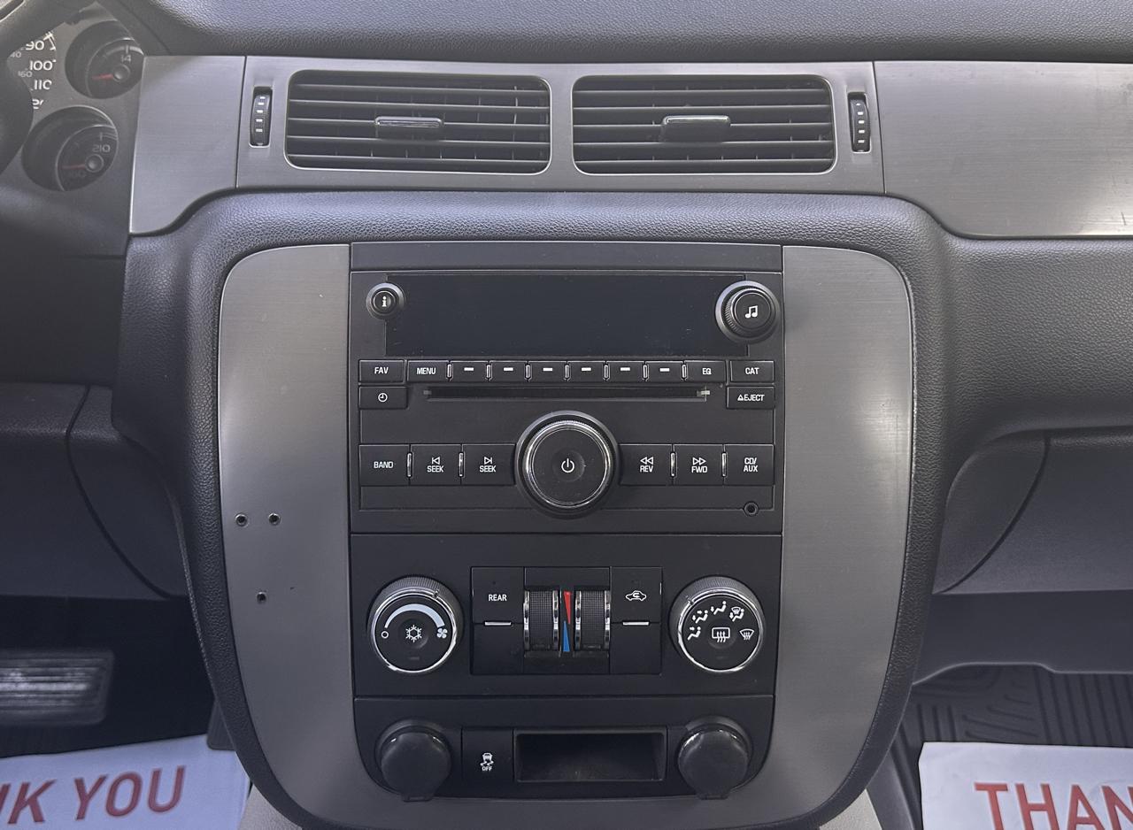 Chevrolet Tahoe  2012