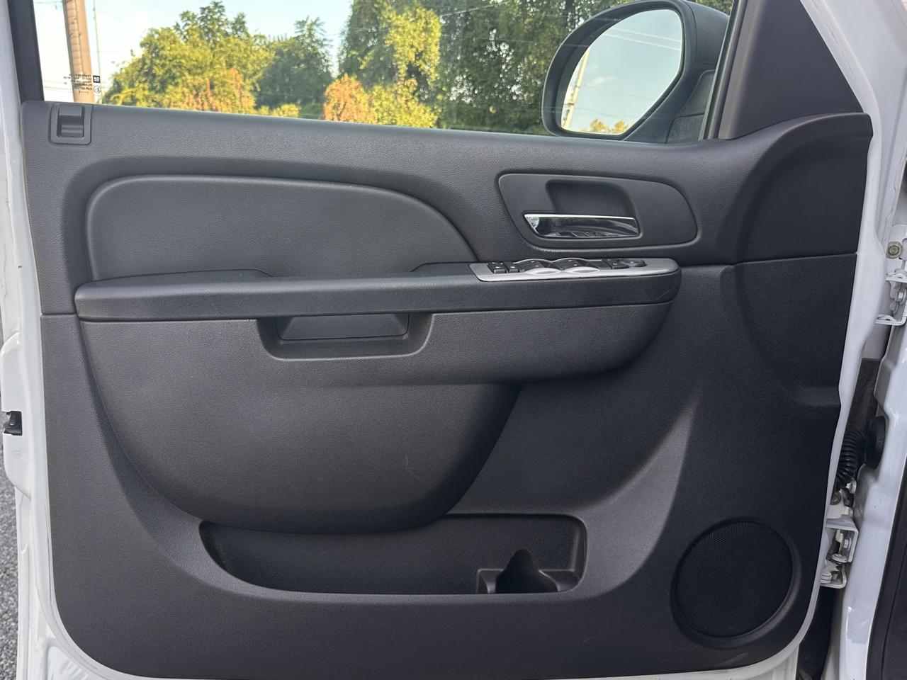 Chevrolet Tahoe  2012
