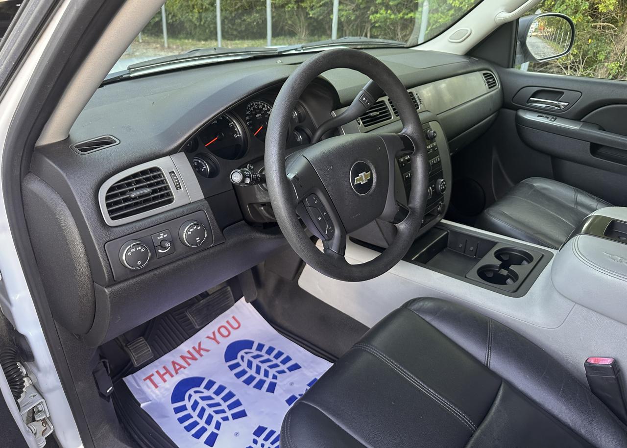 Chevrolet Tahoe  2012