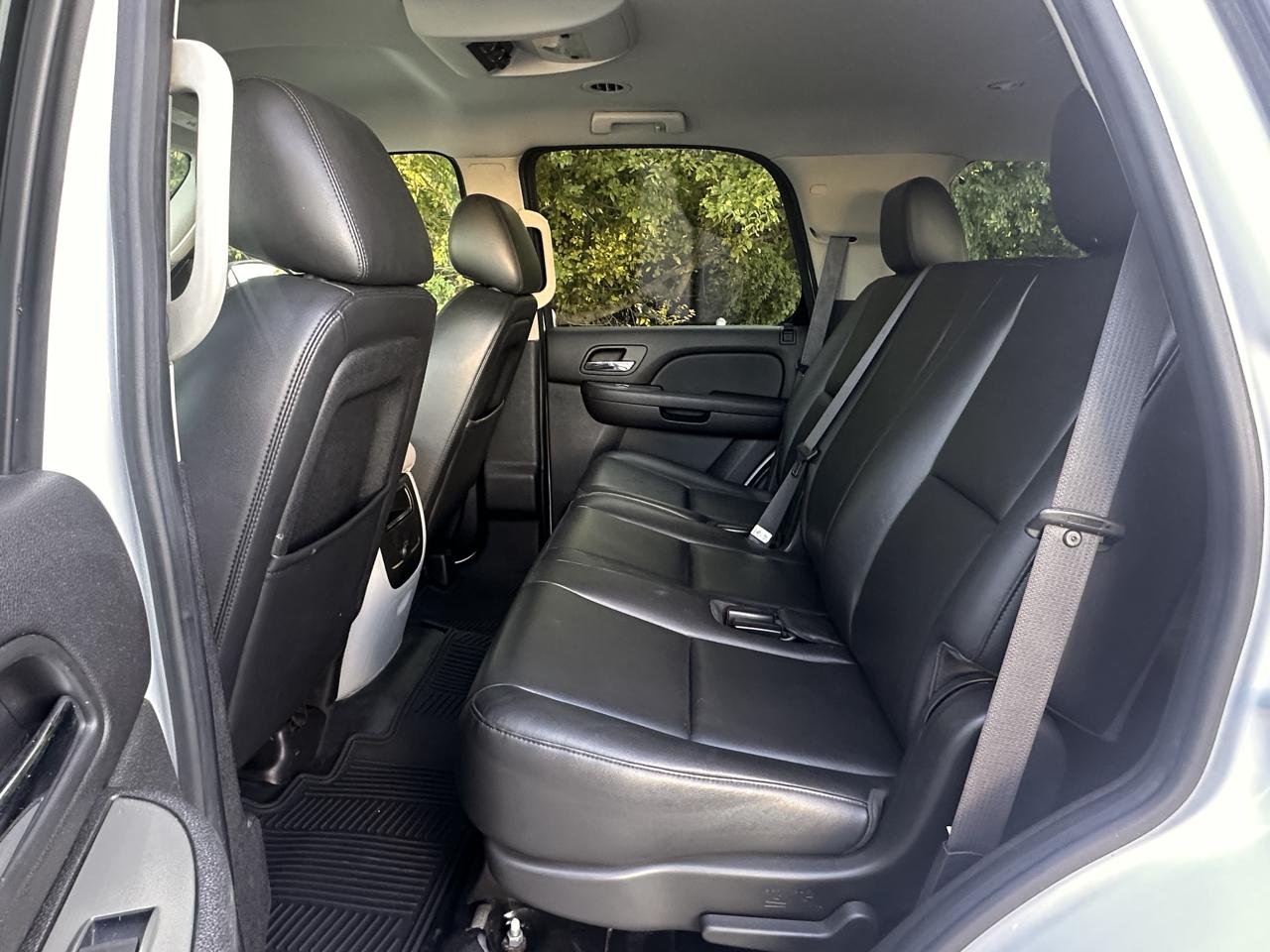 Chevrolet Tahoe  2012
