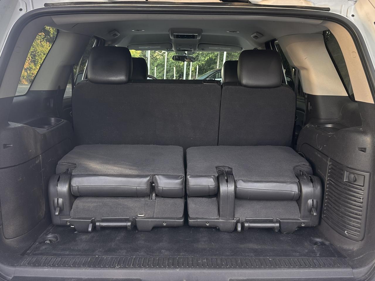 Chevrolet Tahoe  2012