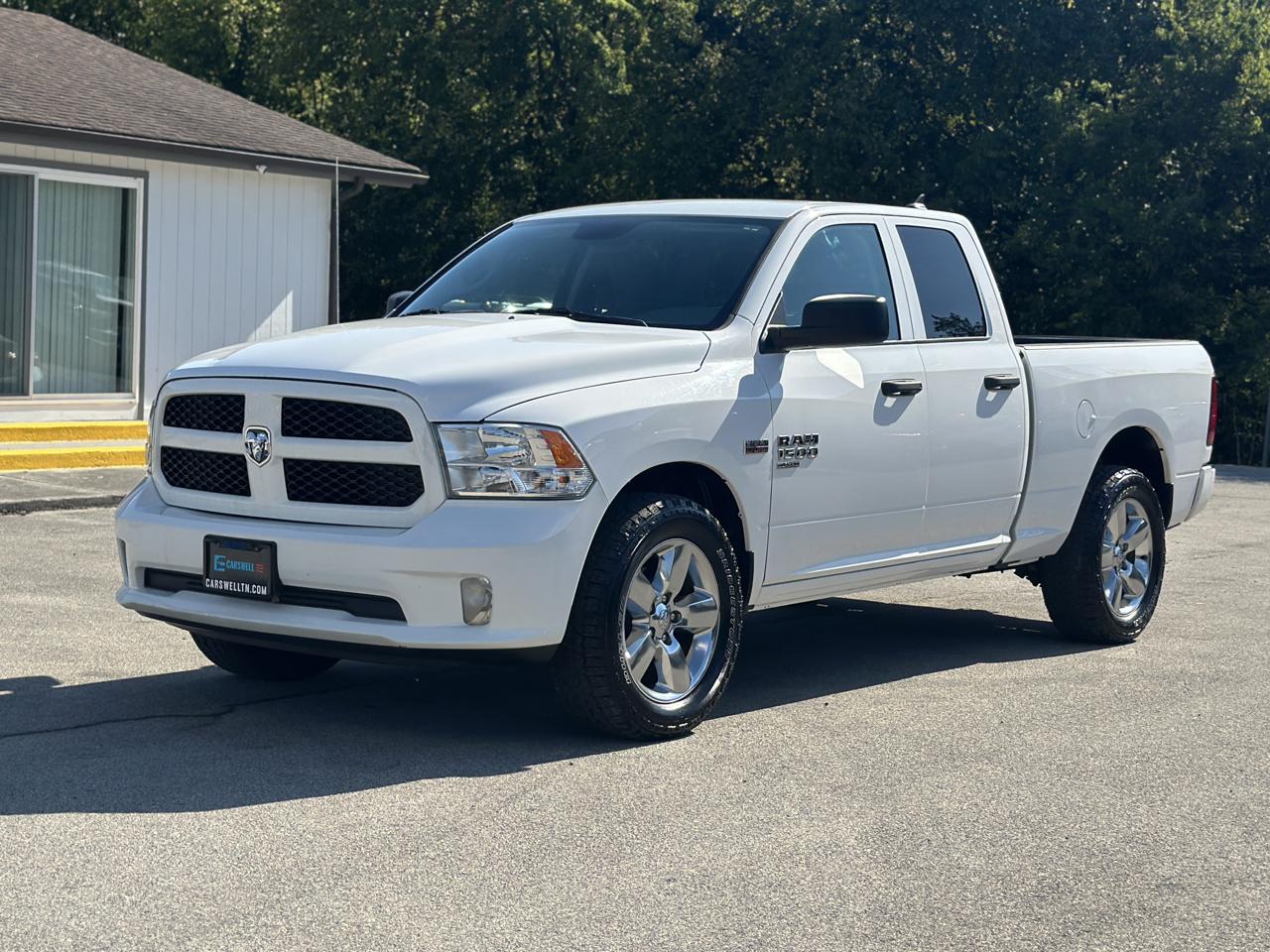 RAM 1500 Classic Express 4x4 Quad Cab 6'4" Box 2019
