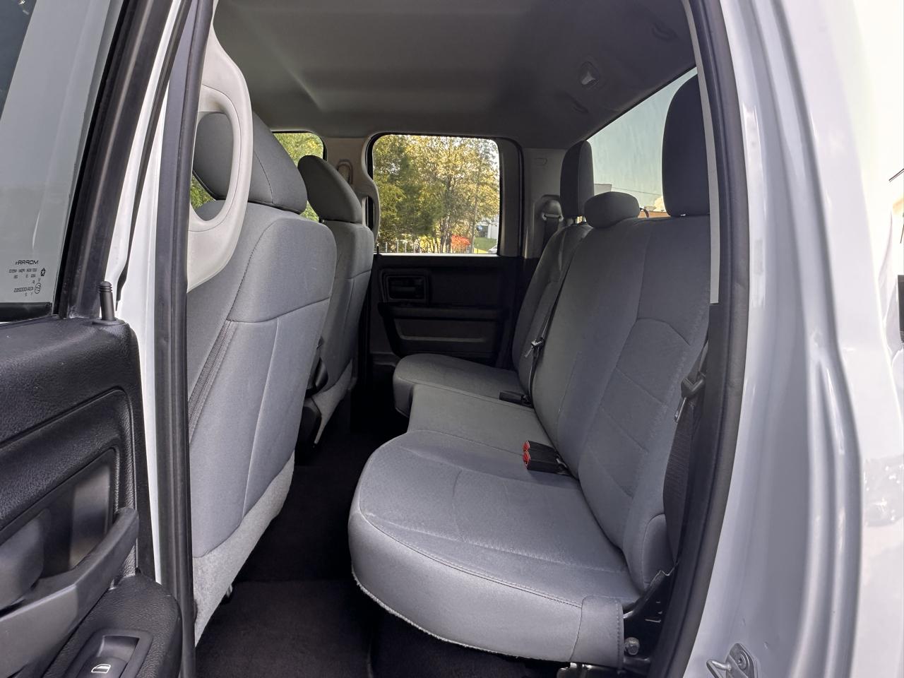 RAM 1500 Classic Express 4x4 Quad Cab 6'4" Box 2019