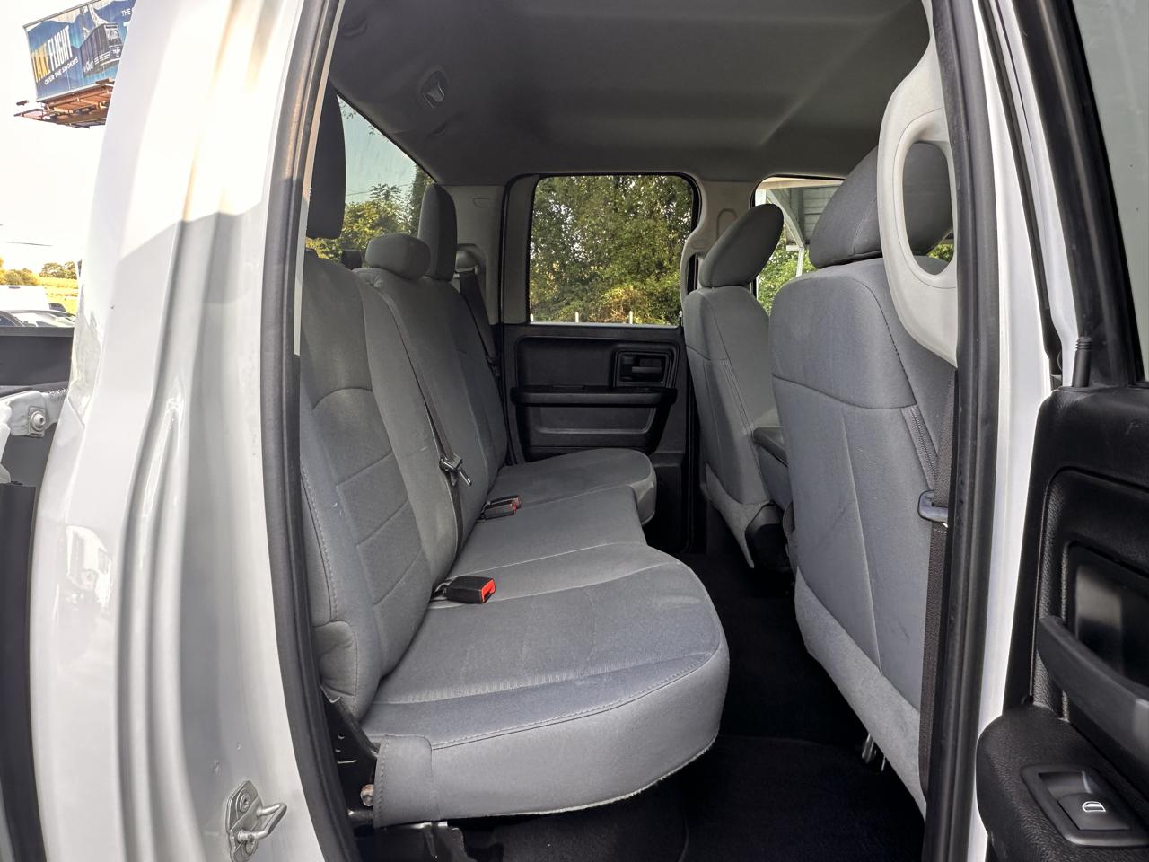 RAM 1500 Classic Express 4x4 Quad Cab 6'4" Box 2019