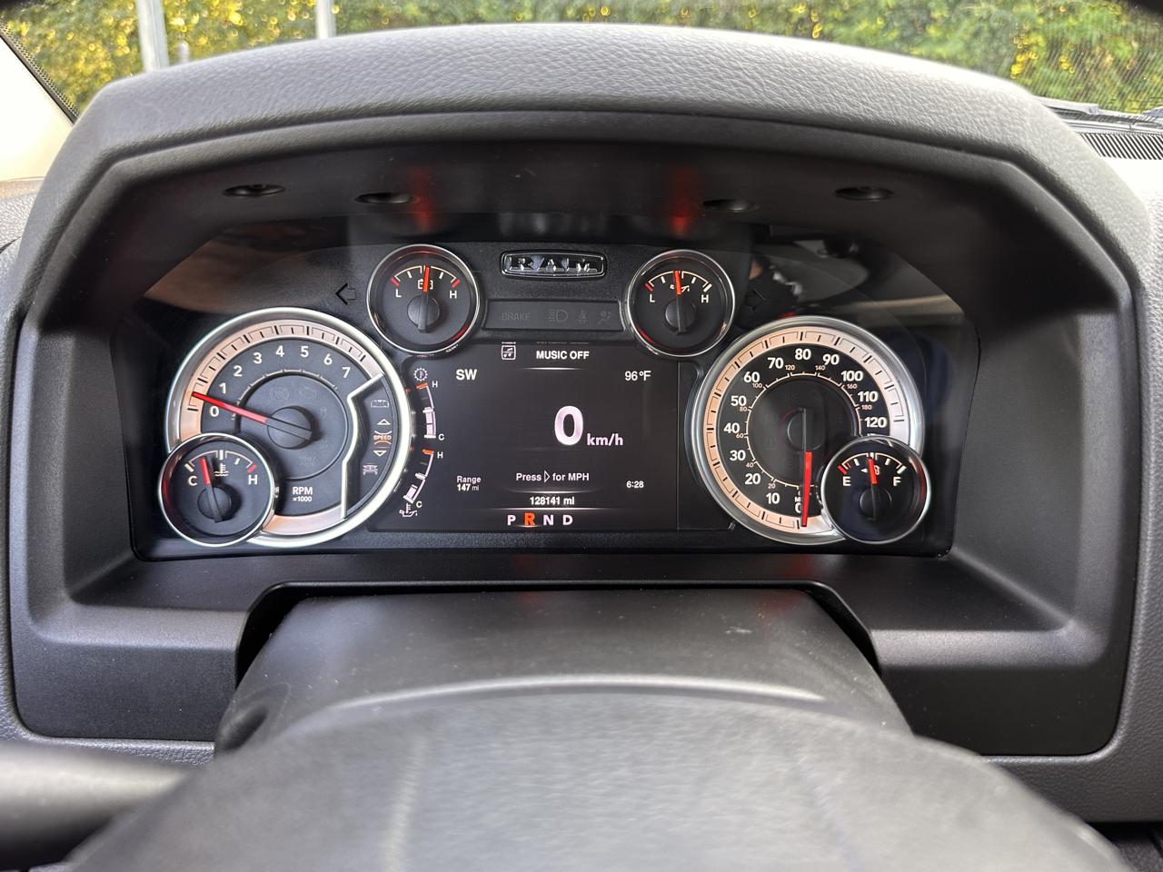 RAM 1500 Classic Express 4x4 Quad Cab 6'4" Box 2019