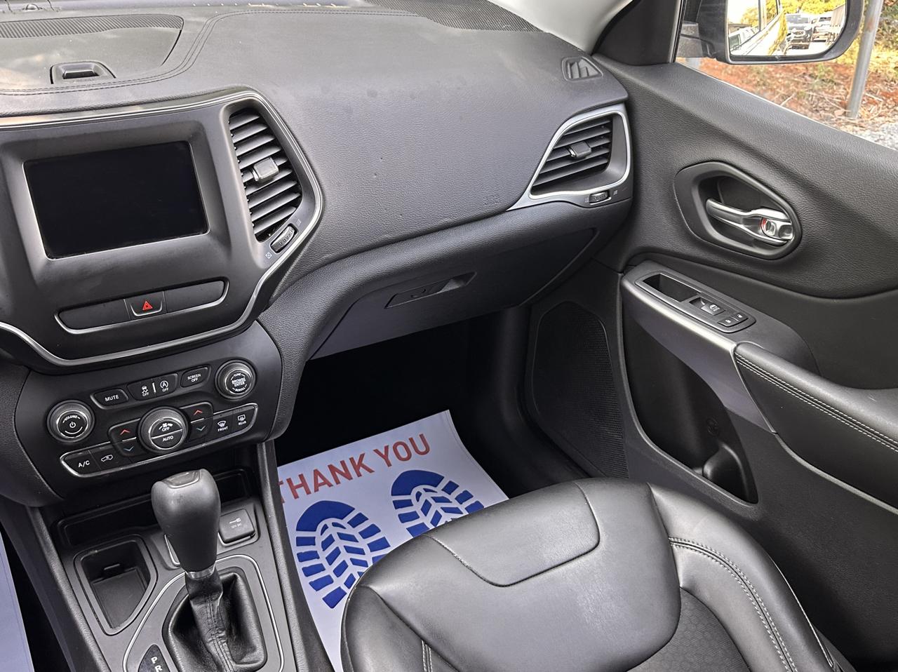 Jeep Cherokee  2019