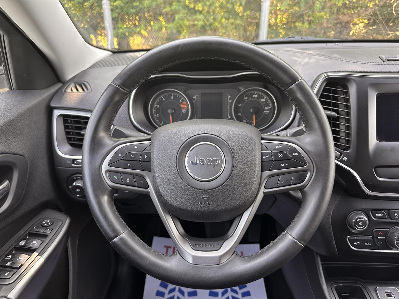 Jeep Cherokee  2019