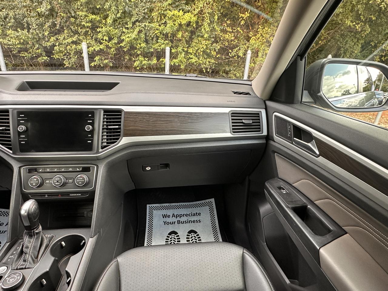 2021 Volkswagen Atlas SE w/Tech - Photo 15