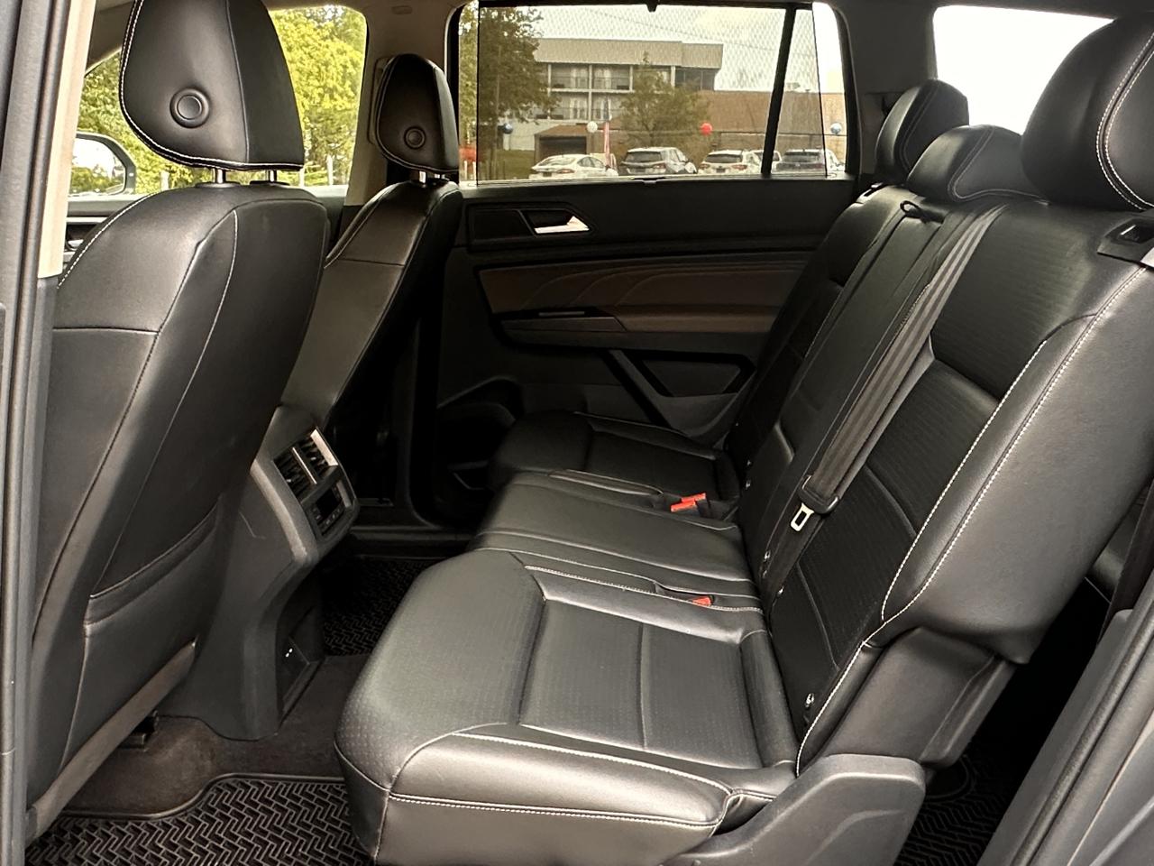 2021 Volkswagen Atlas SE w/Tech - Photo 26