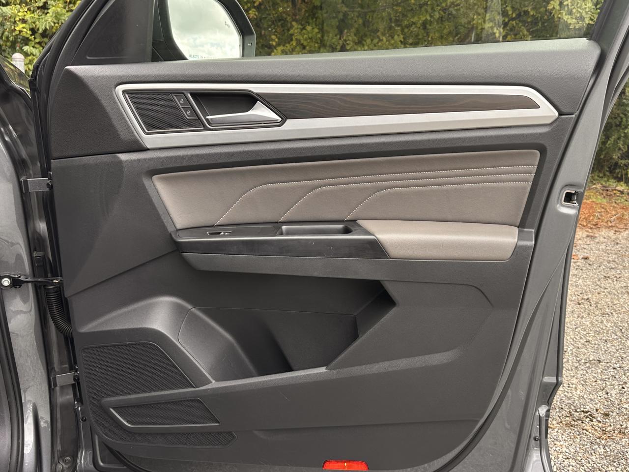2021 Volkswagen Atlas SE w/Tech - Photo 33