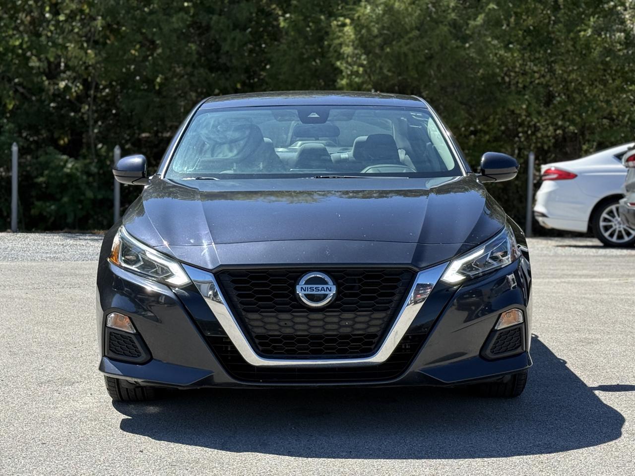 Nissan Altima  2021