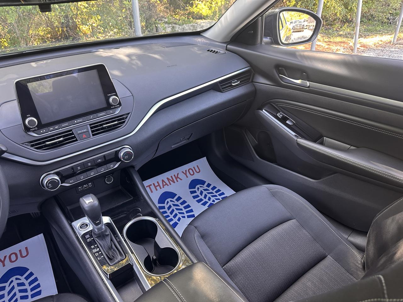 Nissan Altima  2021