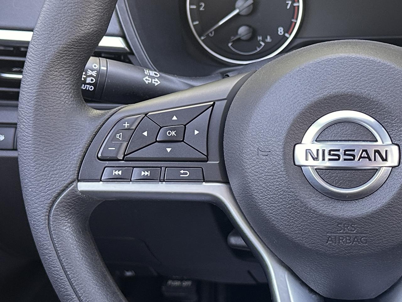 Nissan Altima  2021