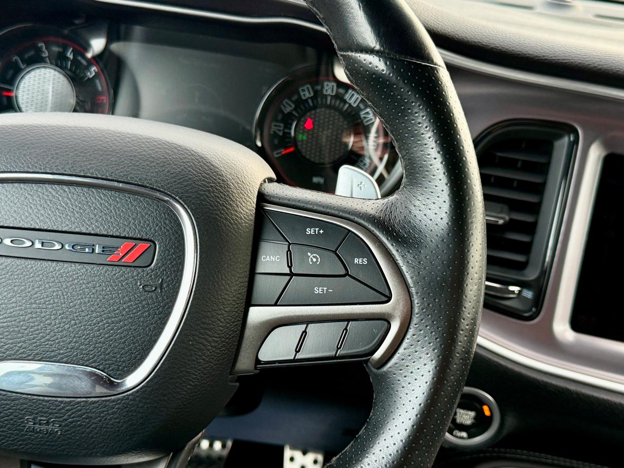Dodge Challenger  2019