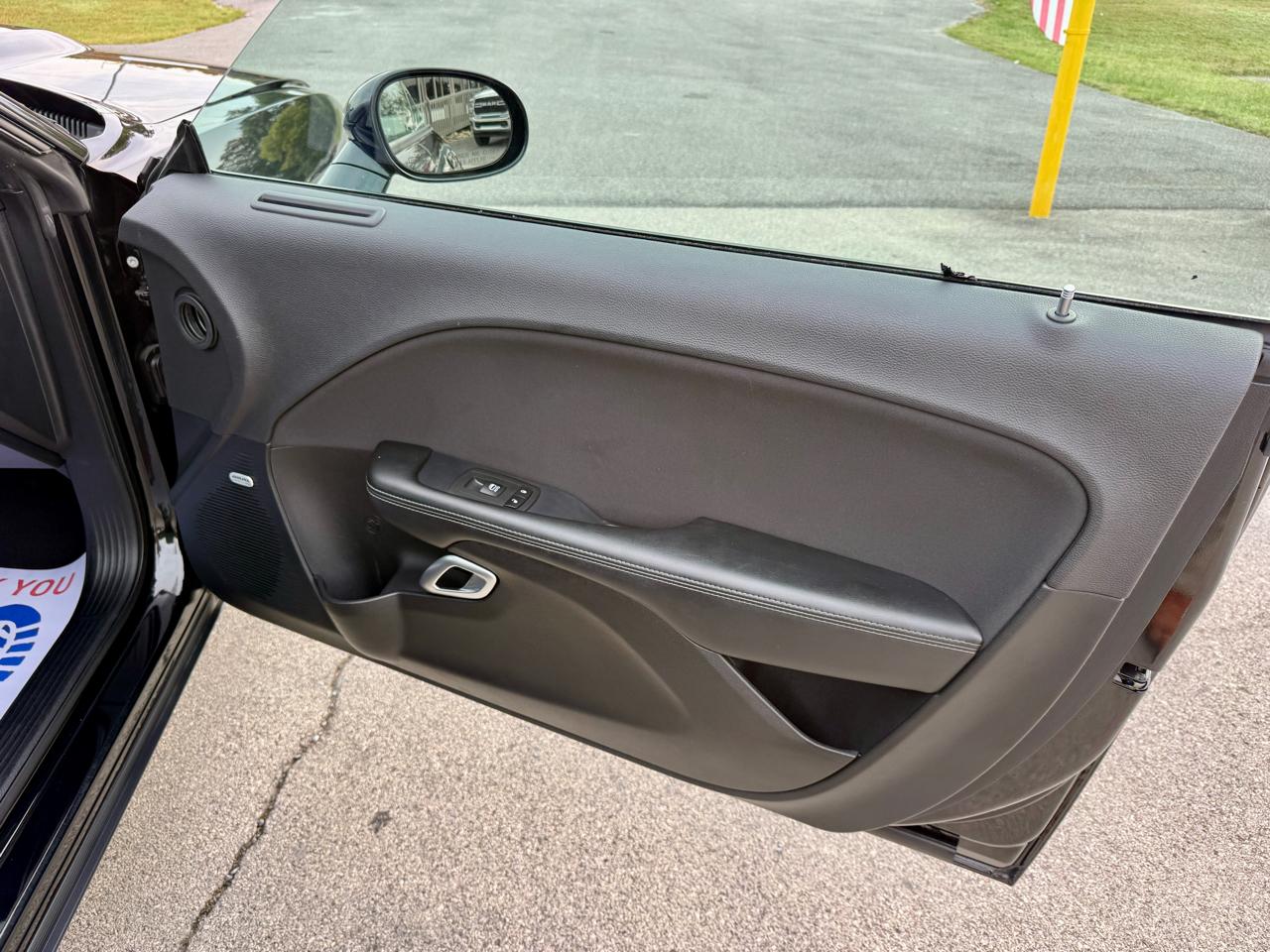 Dodge Challenger  2019