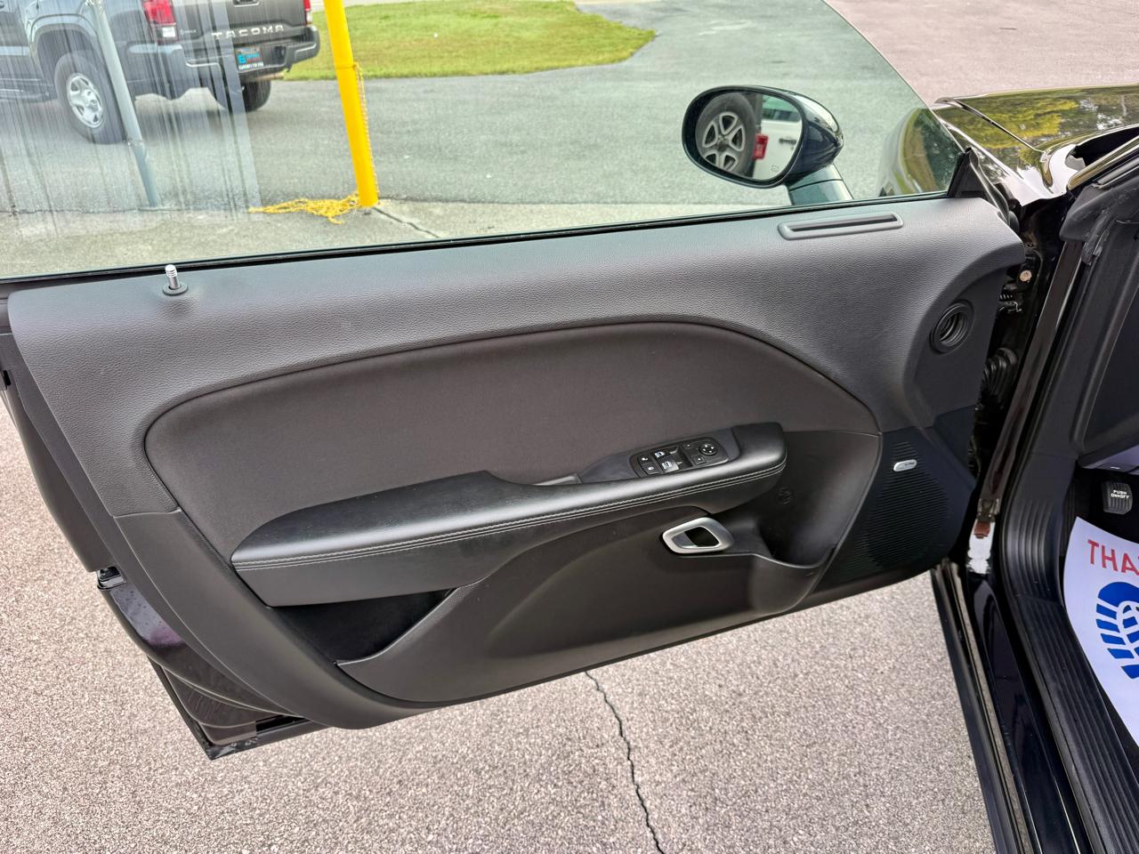 Dodge Challenger  2019