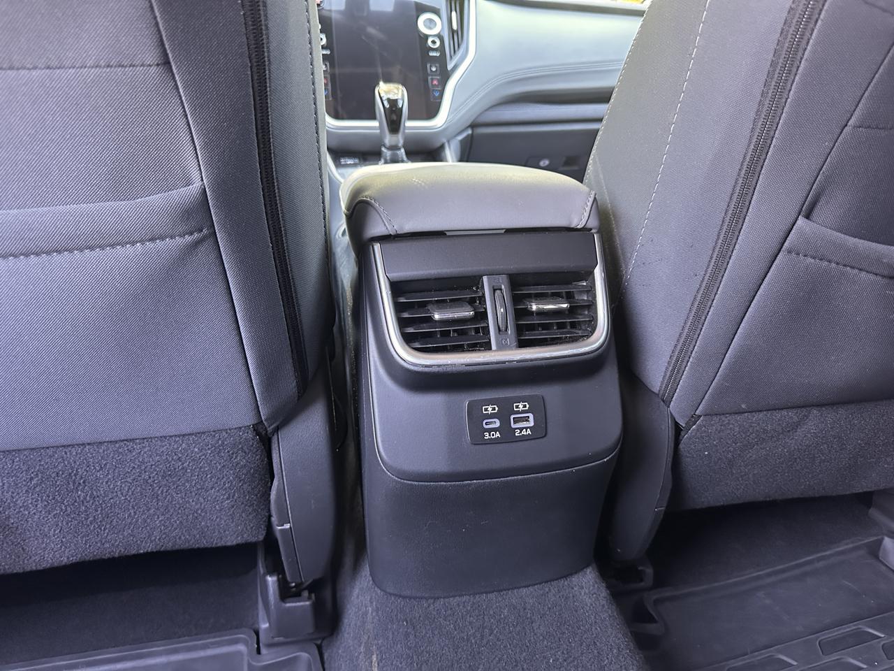 Subaru Outback  2024
