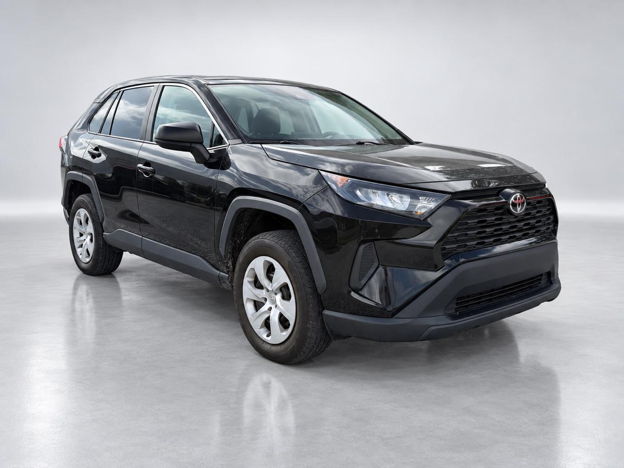Toyota RAV4 LE 2022