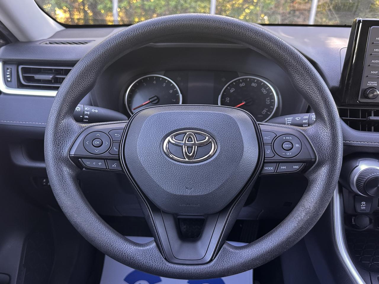Toyota RAV4  2022