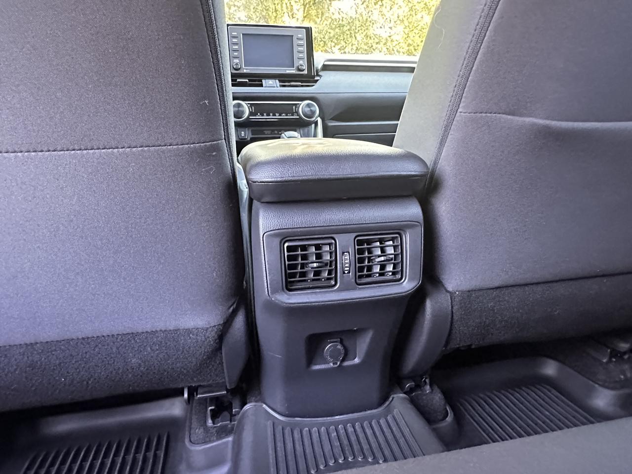 Toyota RAV4  2022