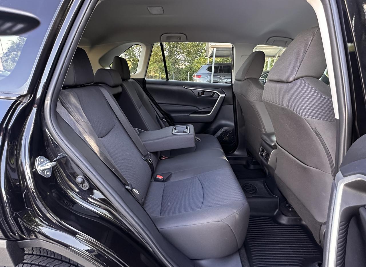 Toyota RAV4  2022