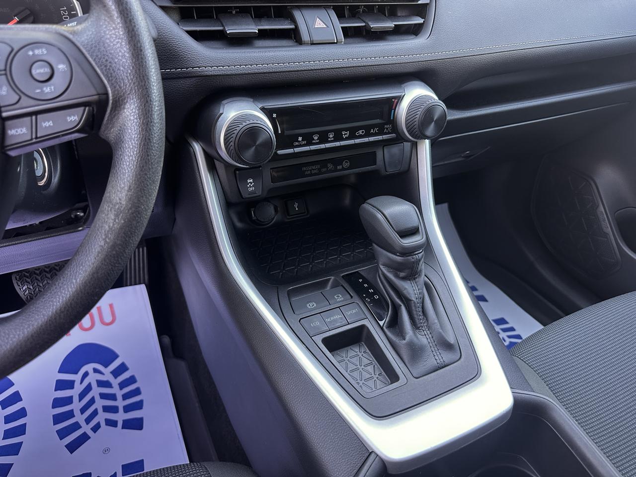 Toyota RAV4  2022