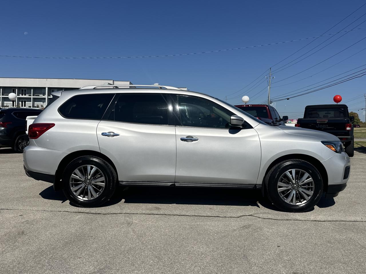 Nissan Pathfinder  2019
