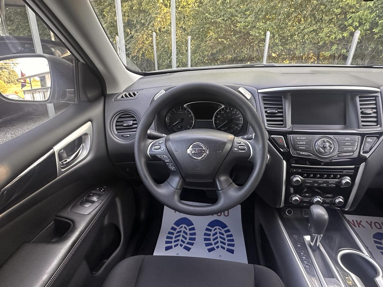 Nissan Pathfinder  2019