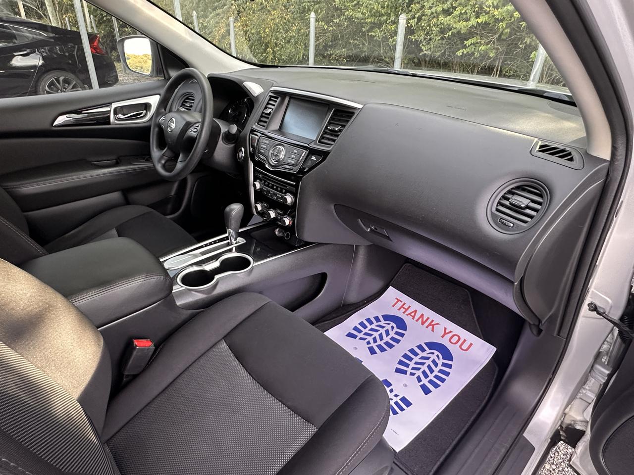 Nissan Pathfinder  2019