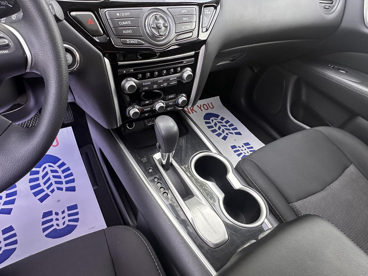 Nissan Pathfinder  2019