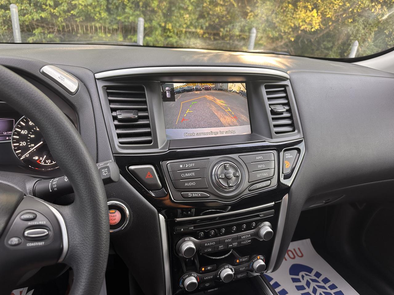Nissan Pathfinder  2019
