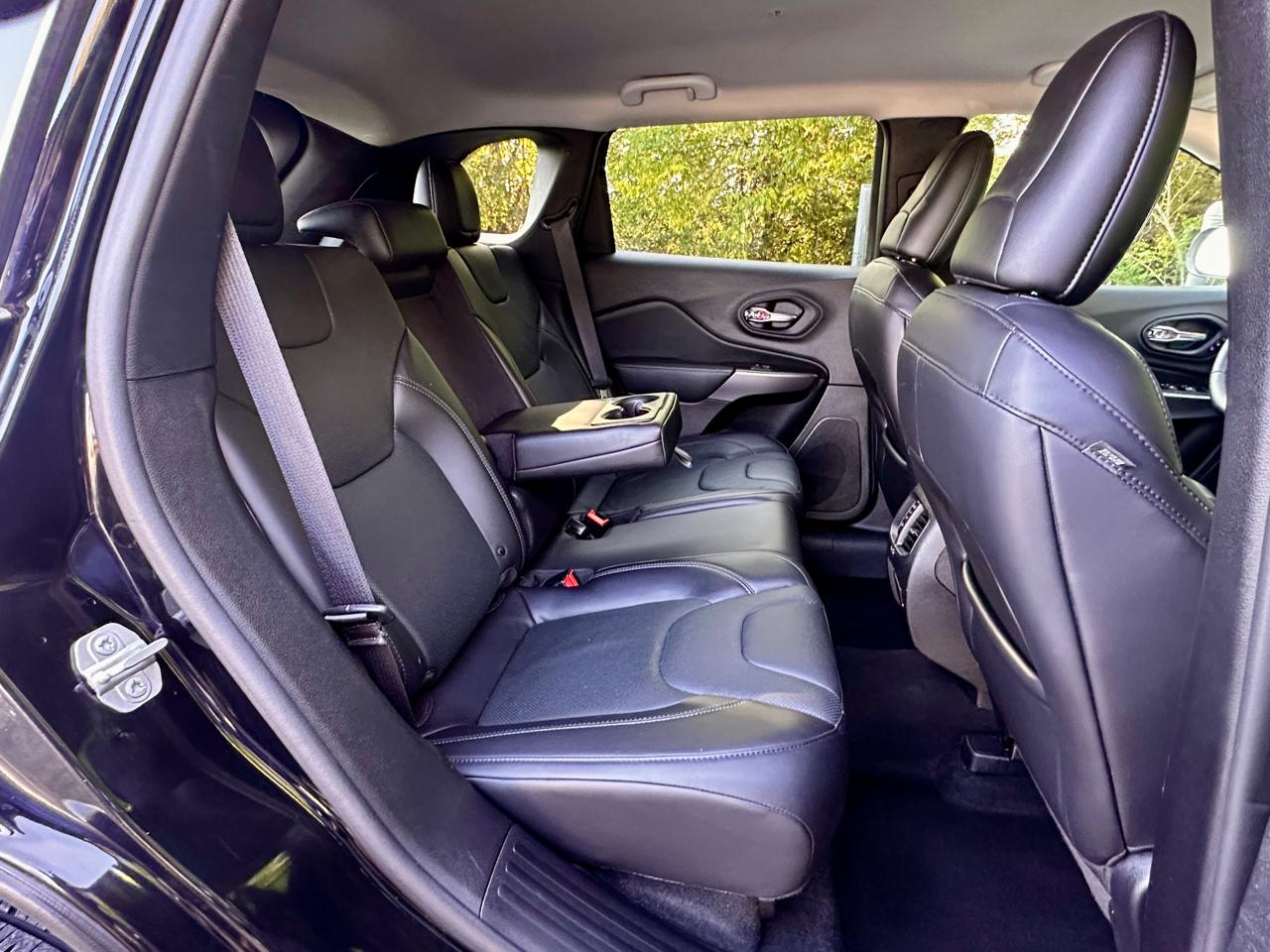 Jeep Cherokee  2019