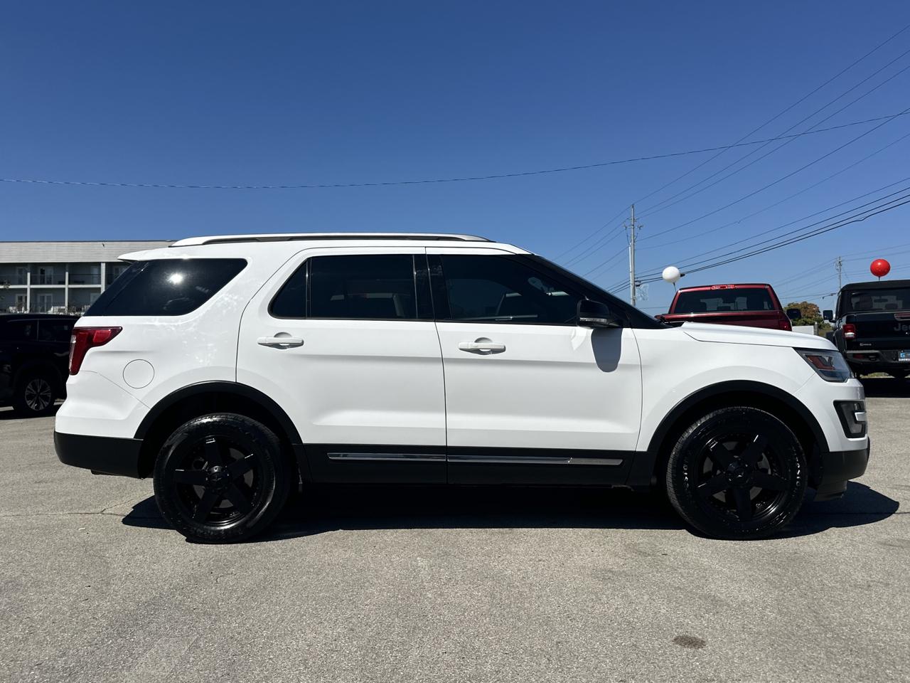 Ford Explorer XLT 4WD 2017