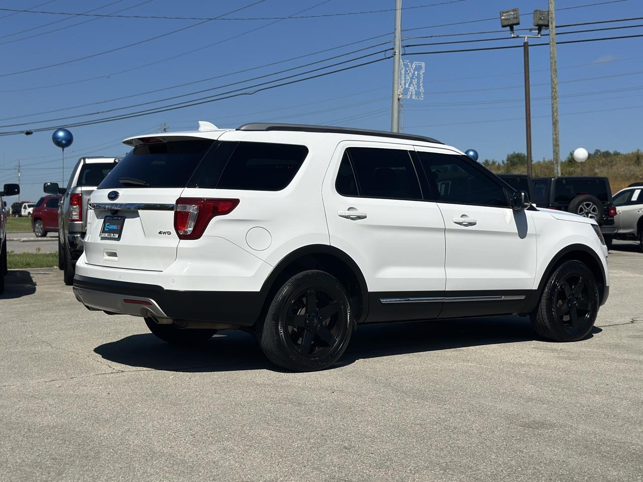 Ford Explorer XLT 4WD 2017