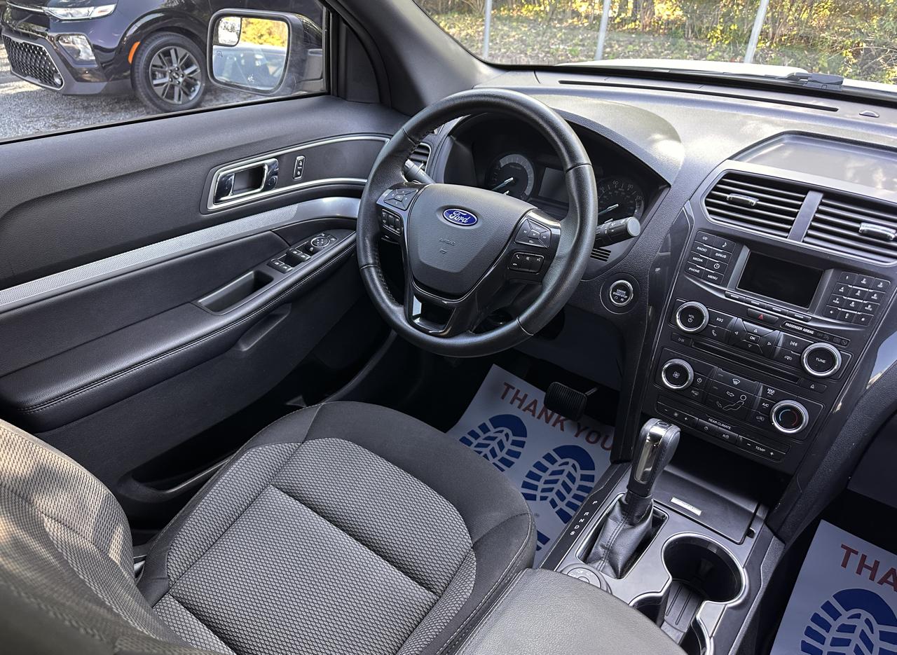 Ford Explorer XLT 4WD 2017