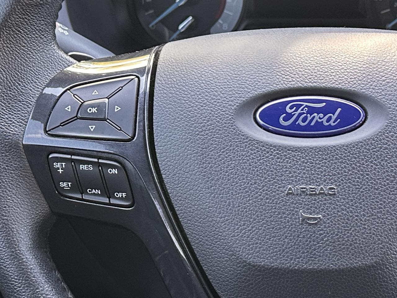 Ford Explorer XLT 4WD 2017
