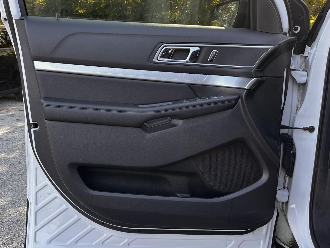 Ford Explorer XLT 4WD 2017