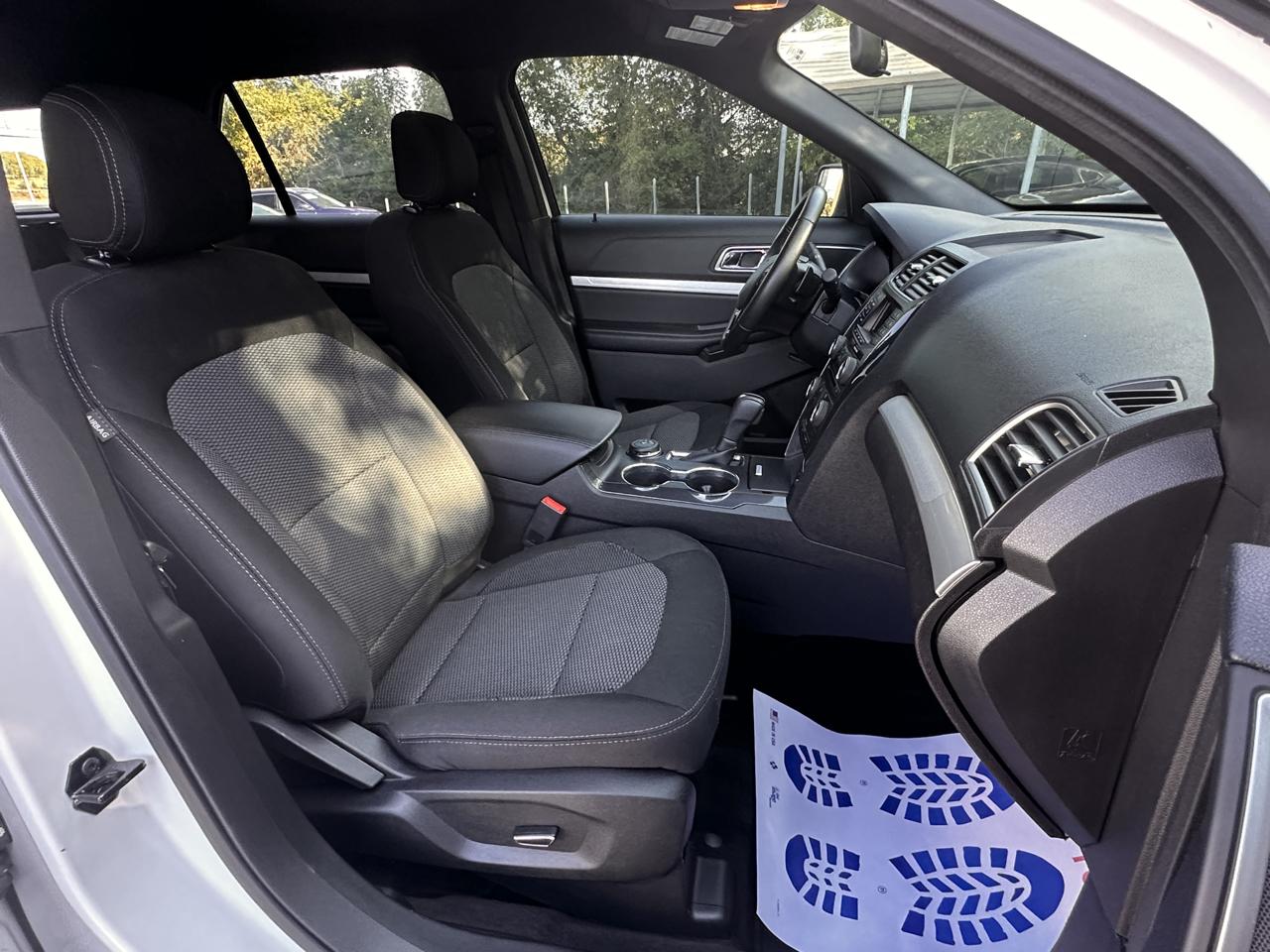 Ford Explorer XLT 4WD 2017