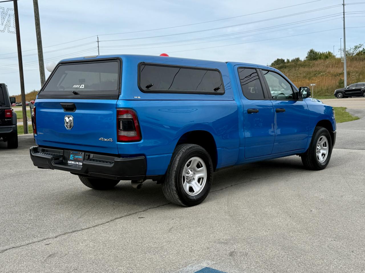 RAM 1500 Tradesman 4x4 Quad Cab 6'4" Box 2023