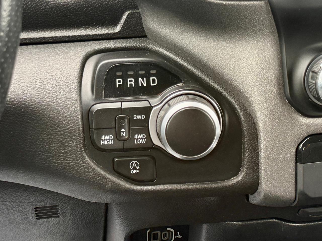 RAM 1500 Tradesman 4x4 Quad Cab 6'4" Box 2023