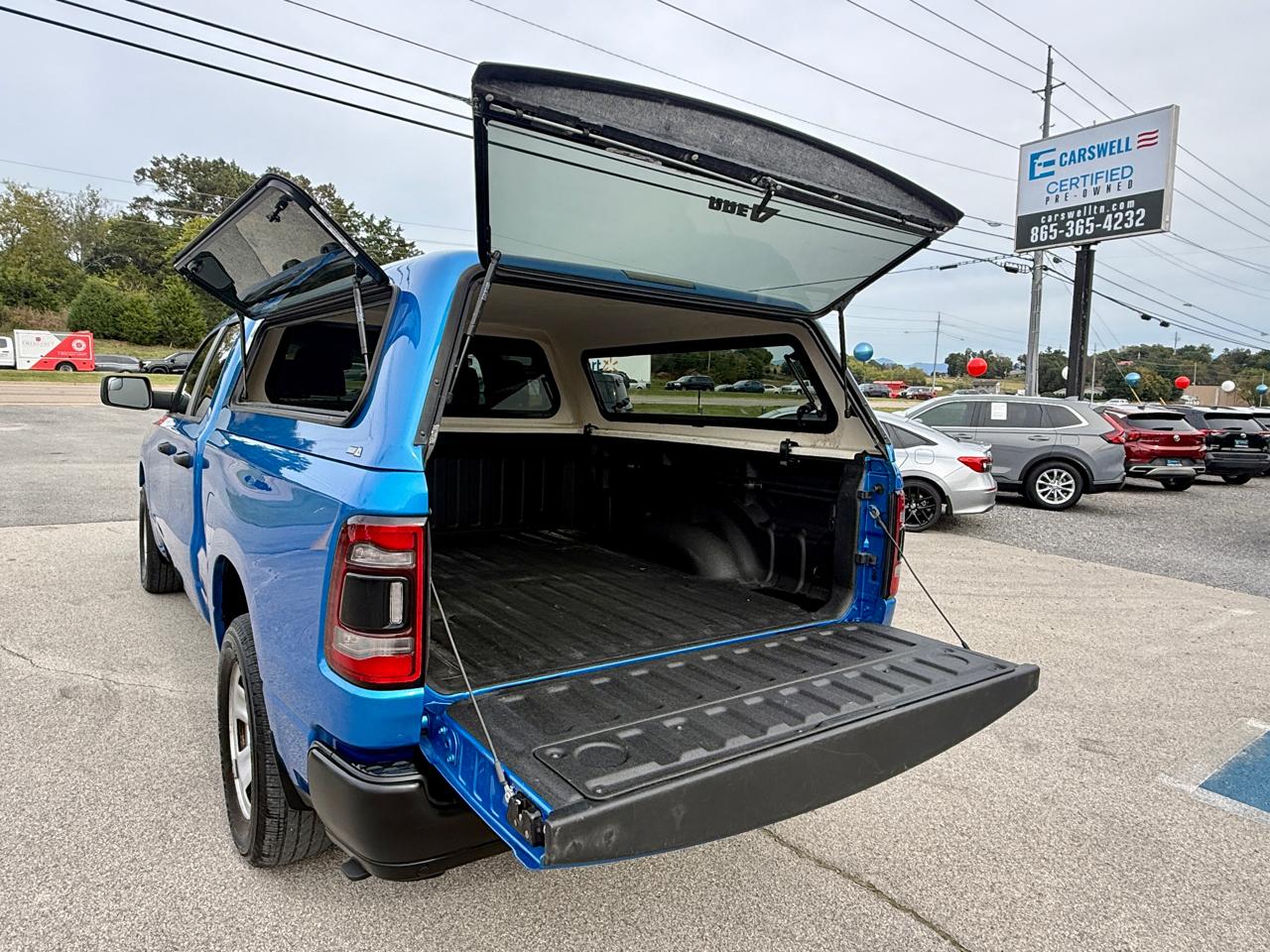 RAM 1500 Tradesman 4x4 Quad Cab 6'4" Box 2023