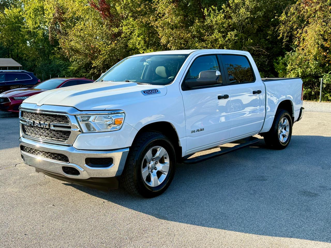 RAM 1500 Tradesman 4x4 Crew Cab 5'7" Box 2020