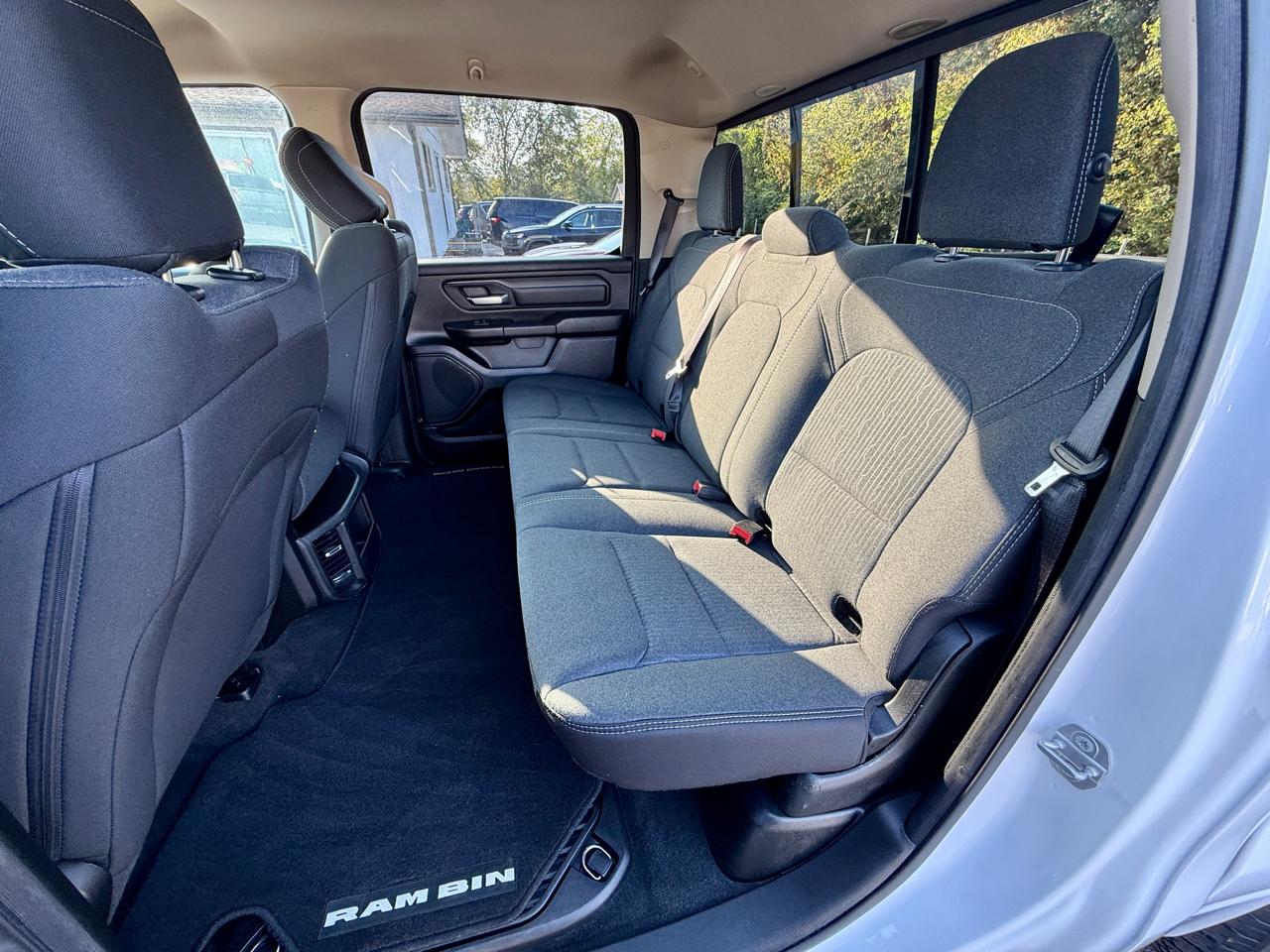 RAM 1500 Tradesman 4x4 Crew Cab 5'7" Box 2020