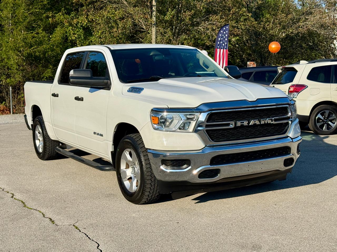 RAM 1500 Tradesman 4x4 Crew Cab 5'7" Box 2020