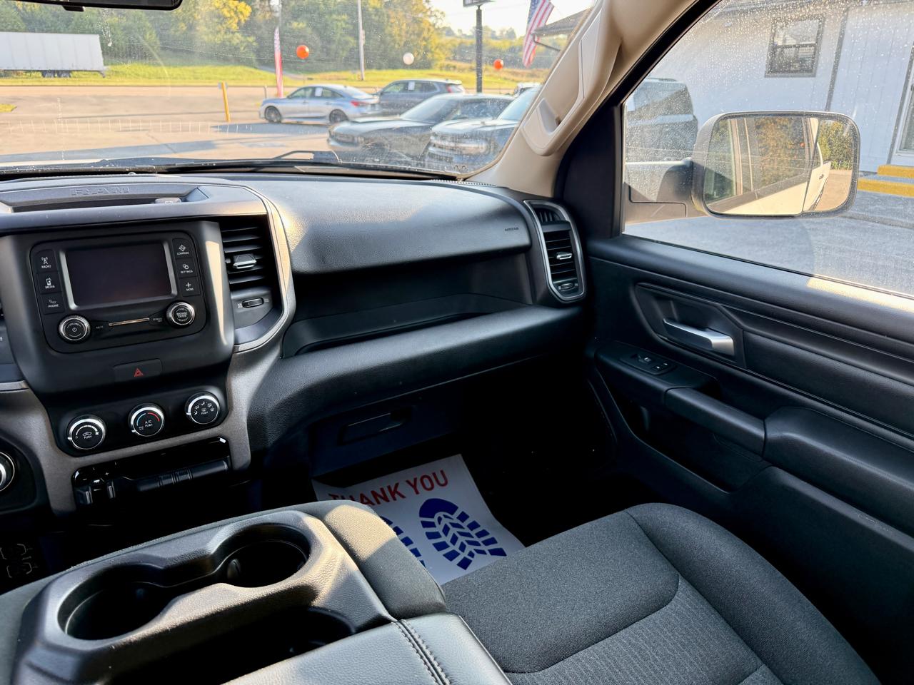 RAM 1500 Tradesman 4x4 Crew Cab 5'7" Box 2020