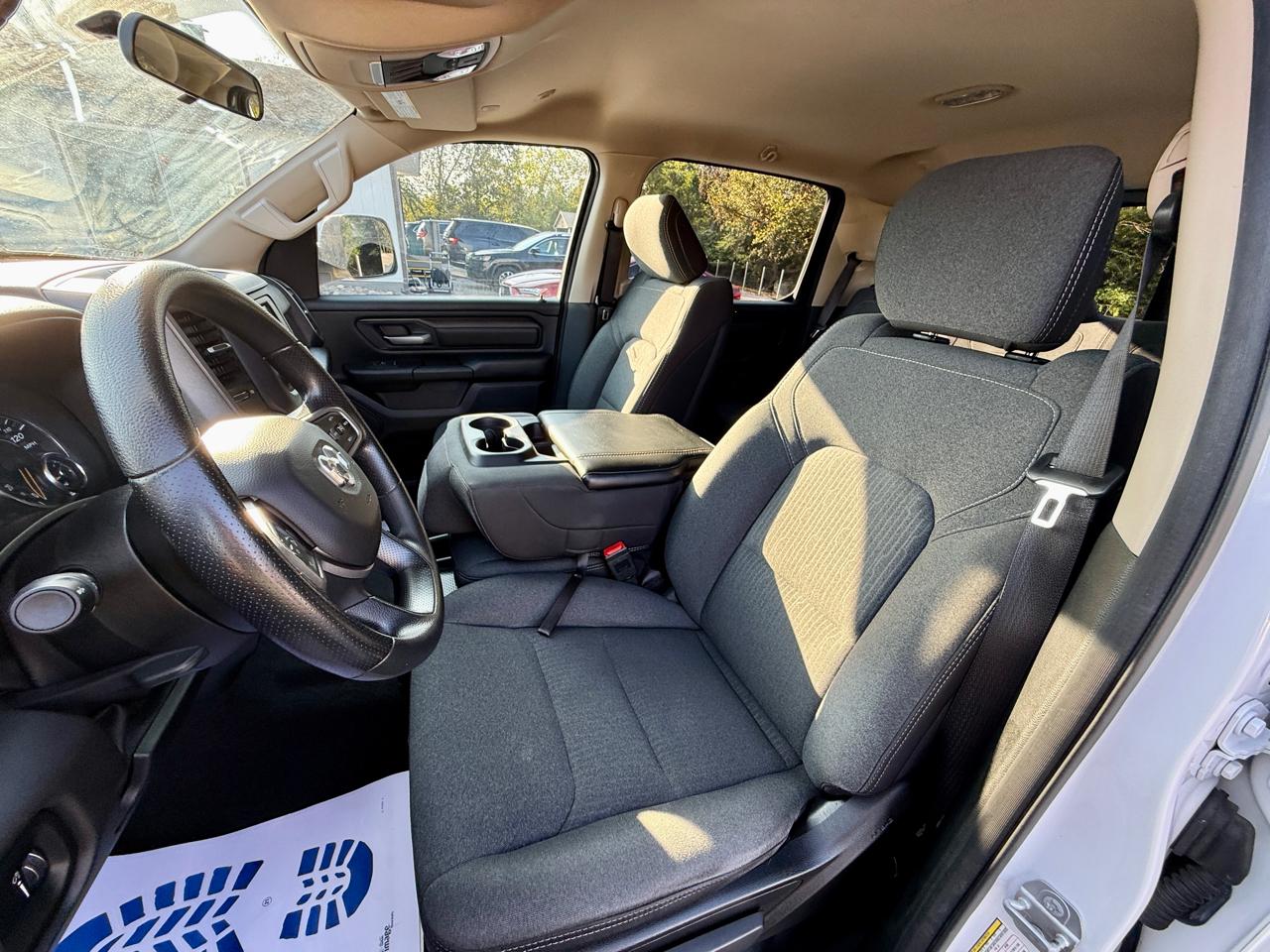 RAM 1500 Tradesman 4x4 Crew Cab 5'7" Box 2020