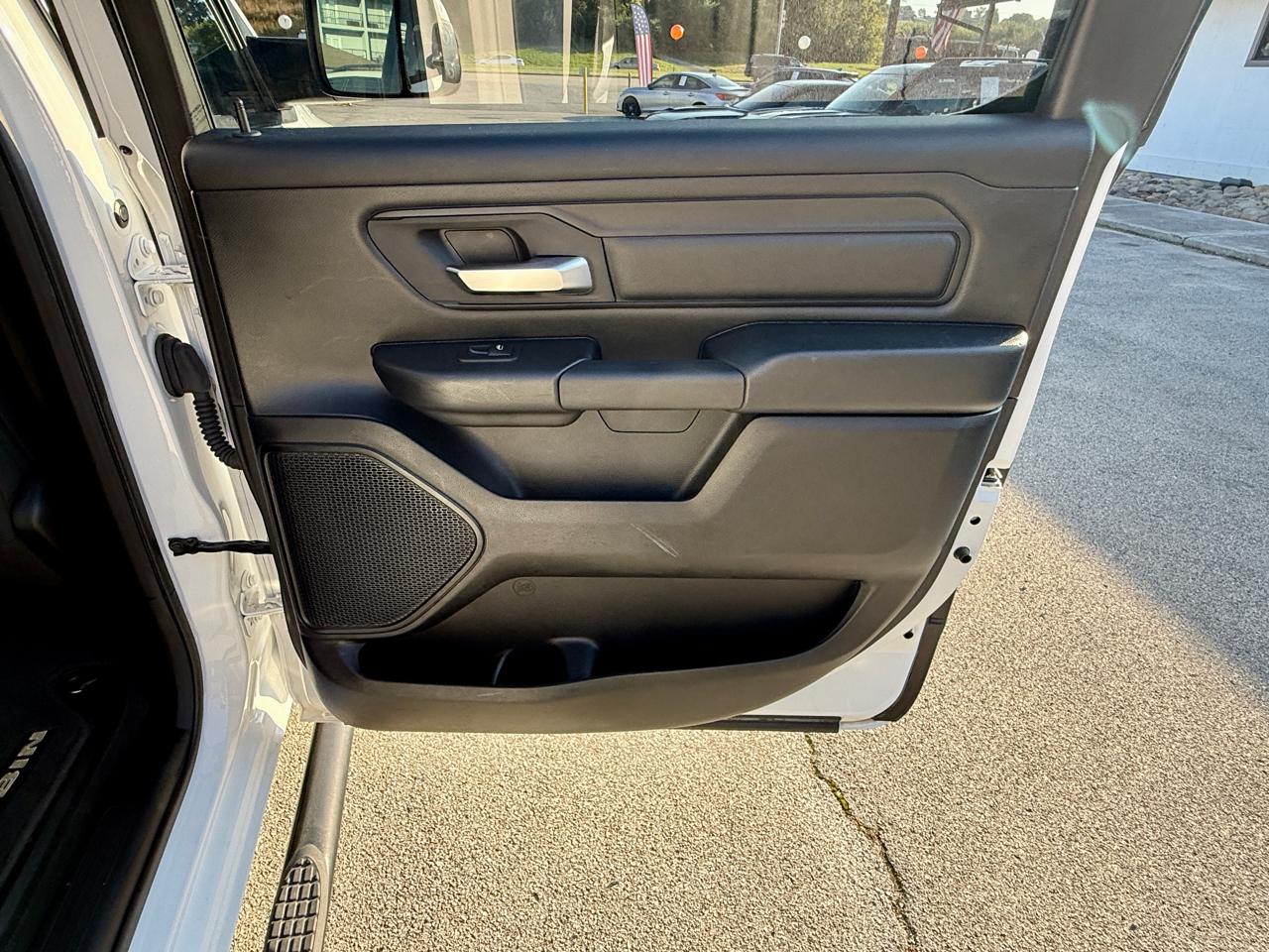 RAM 1500 Tradesman 4x4 Crew Cab 5'7" Box 2020